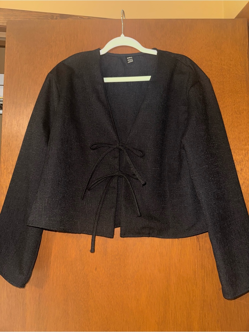 SHEIN Black Textured Tie-Front Blazer Jacket